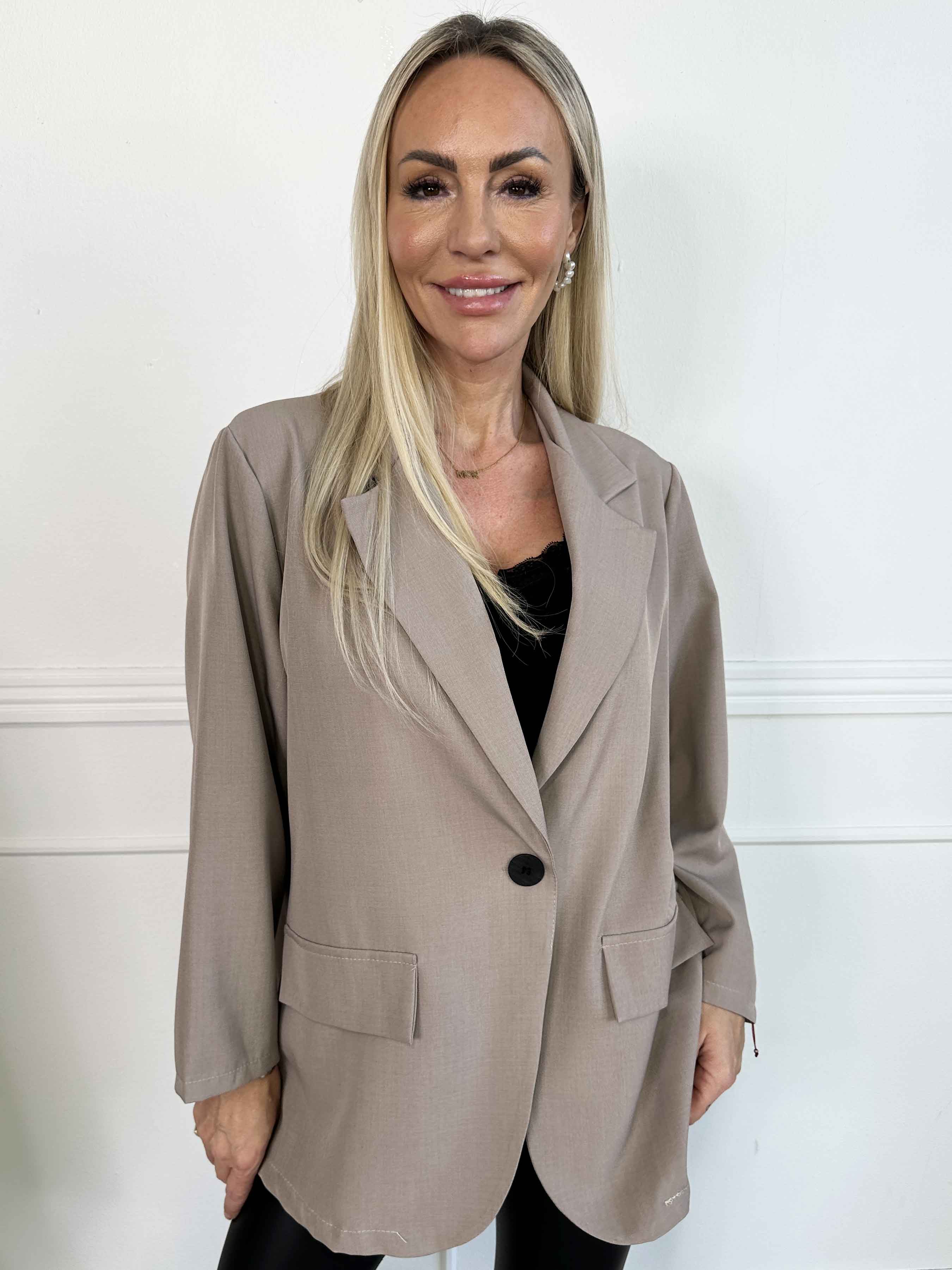 Lanthe Plain - Snygg enfärgad kavaj